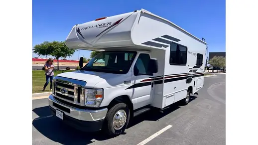 Ford US medium 23 - 25 ft.